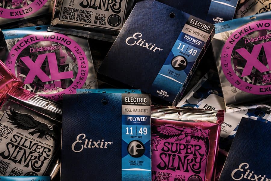 Senar gitar Ernie Ball, D'Addario, dan Elixir